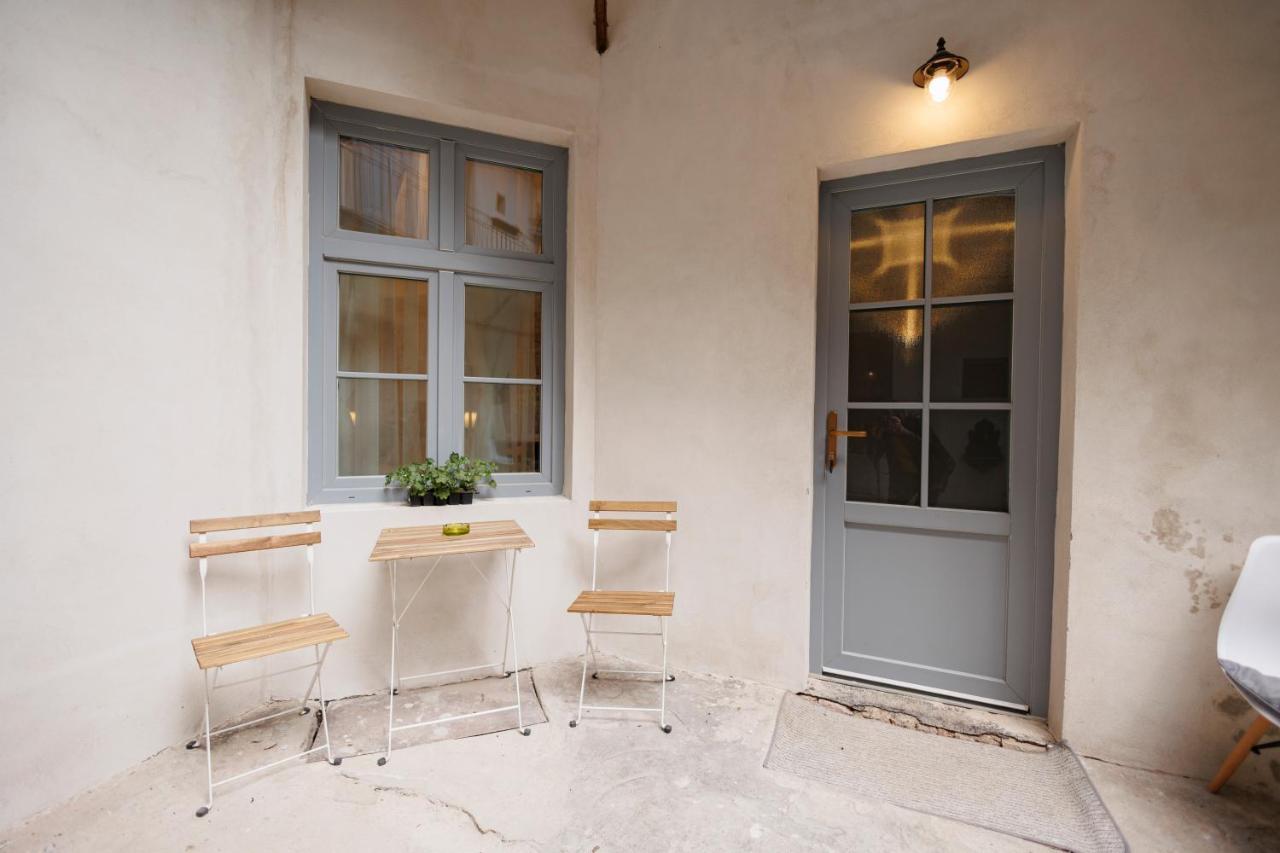 Jolie Flat In The Heart Of The City Тимишоара Екстериор снимка
