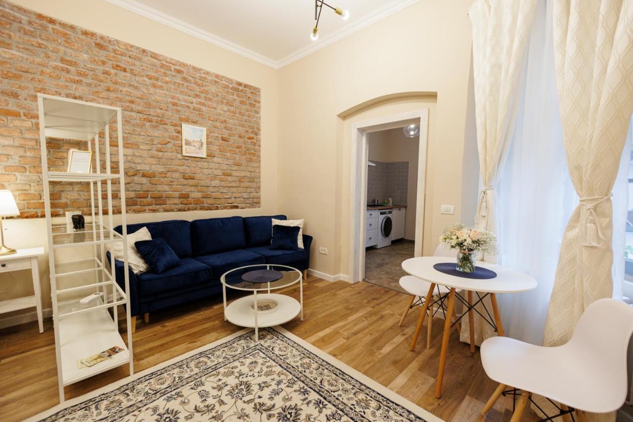 Jolie Flat In The Heart Of The City Тимишоара Екстериор снимка